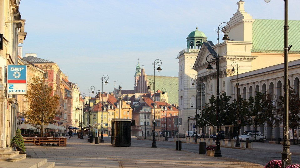 13 Варшава, Польша. Низкий уровень преступности, однако большое количество социальных протестов.