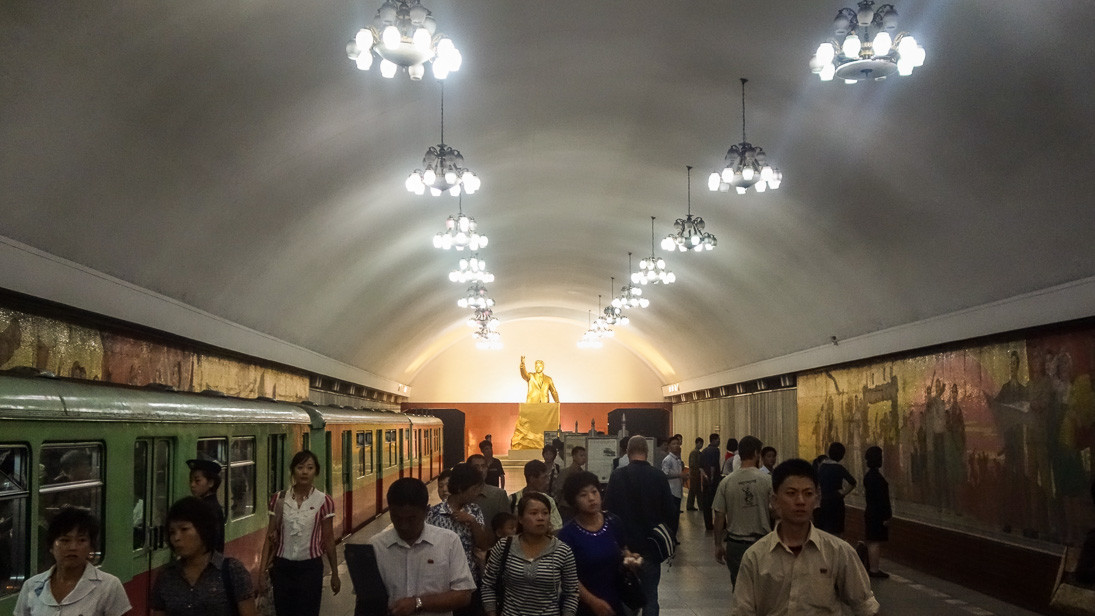 Метро в Пхеньяне