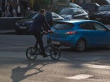 Кличко решил передвигаться по центру Киева на велосипеде