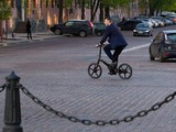 Кличко вирішив пересуватися центром Києва на велосипеді