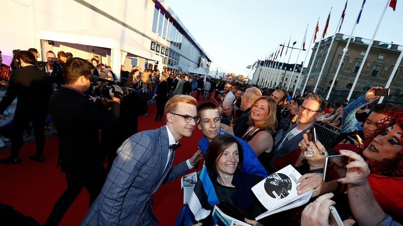 Артисти на червоній доріжці