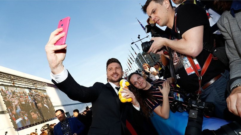 Артисти на червоній доріжці