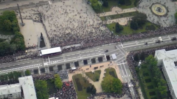 Центр Донецка 9 мая во время "парада"