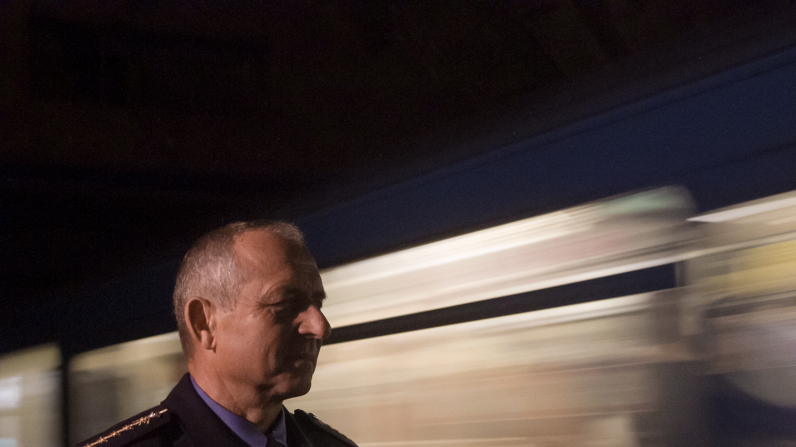 Поезд метро не останавливается на станции "Львовская брама"