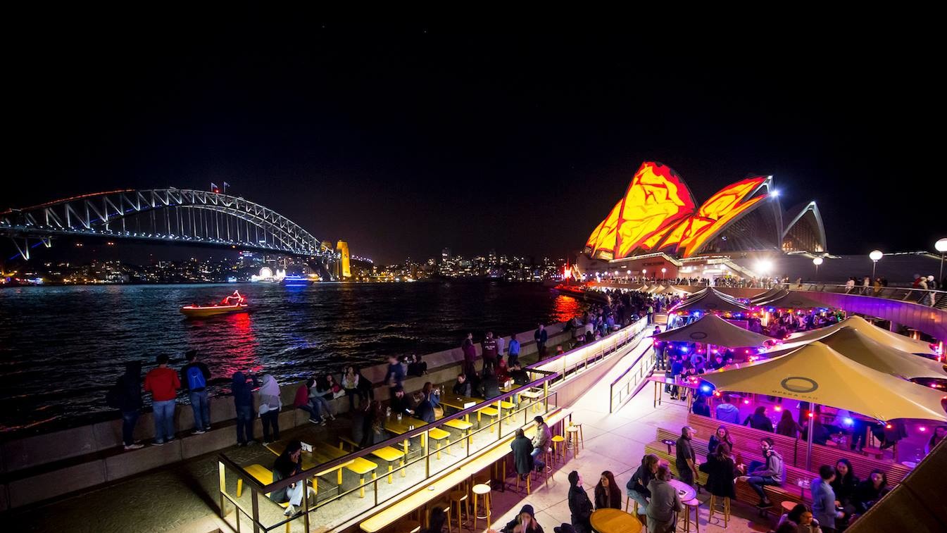 Фестиваль Vivid Sydney в Австралії триватиме до 18 червня