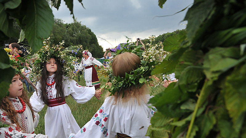 Українців вчитимуть святкувати Івана Купала з малечку