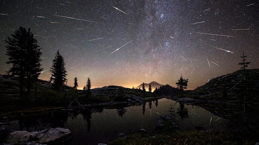 Фото Brad Goldpaint. Метеоритный дождь в Калифорнии, США