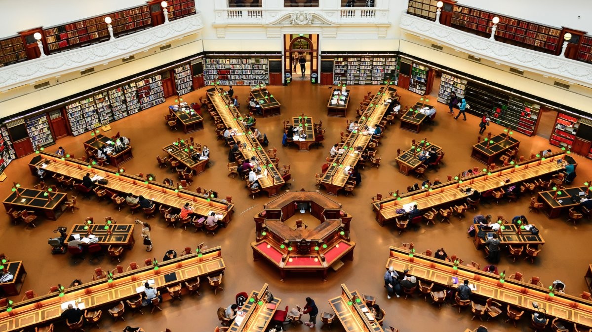Читальний зал в державній бібліотеці Мельбурна, Австралія. Фото Chris Phutully / Flickr