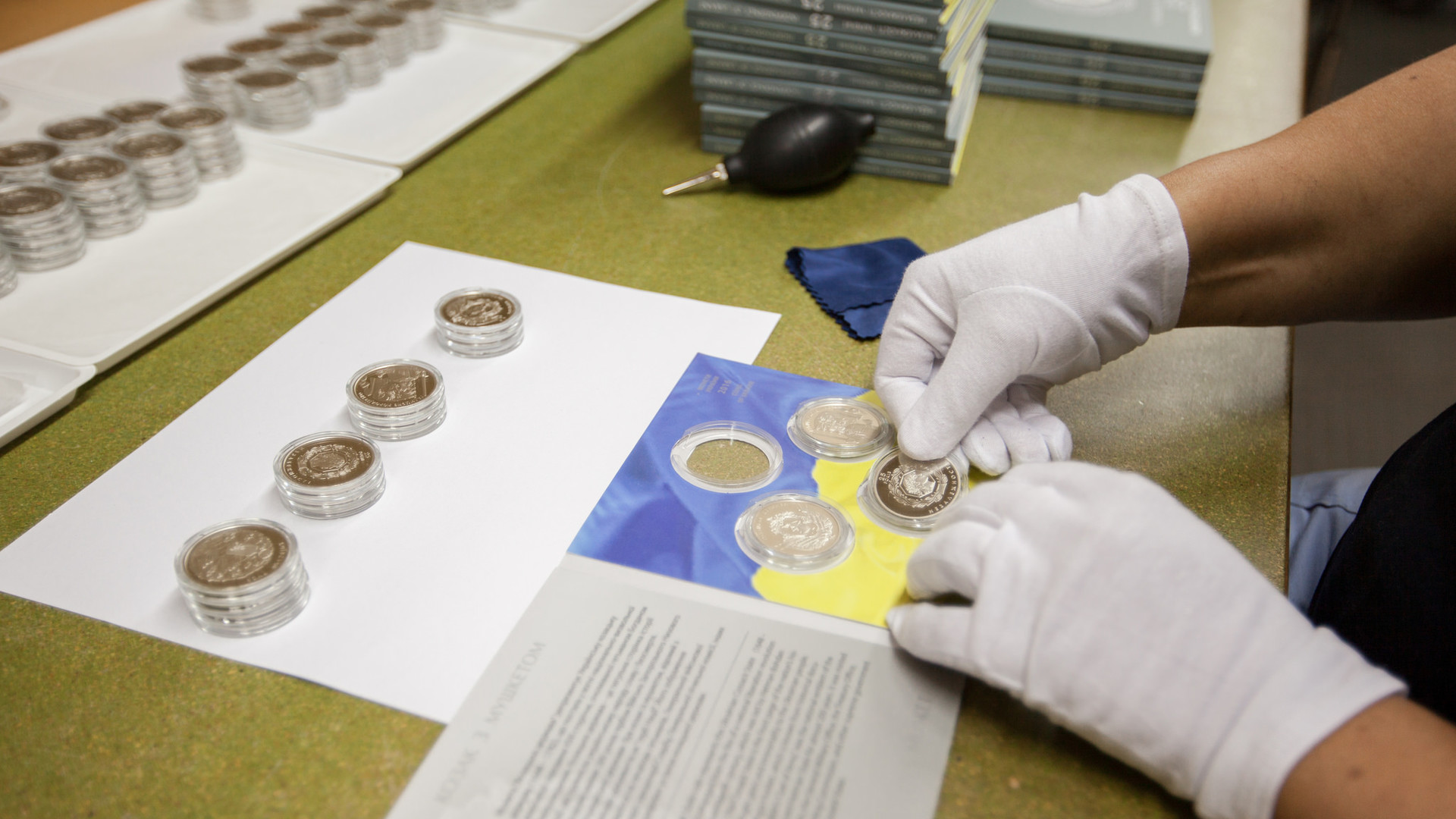 Новые памятные монеты  к 25-летию Независимости Украины