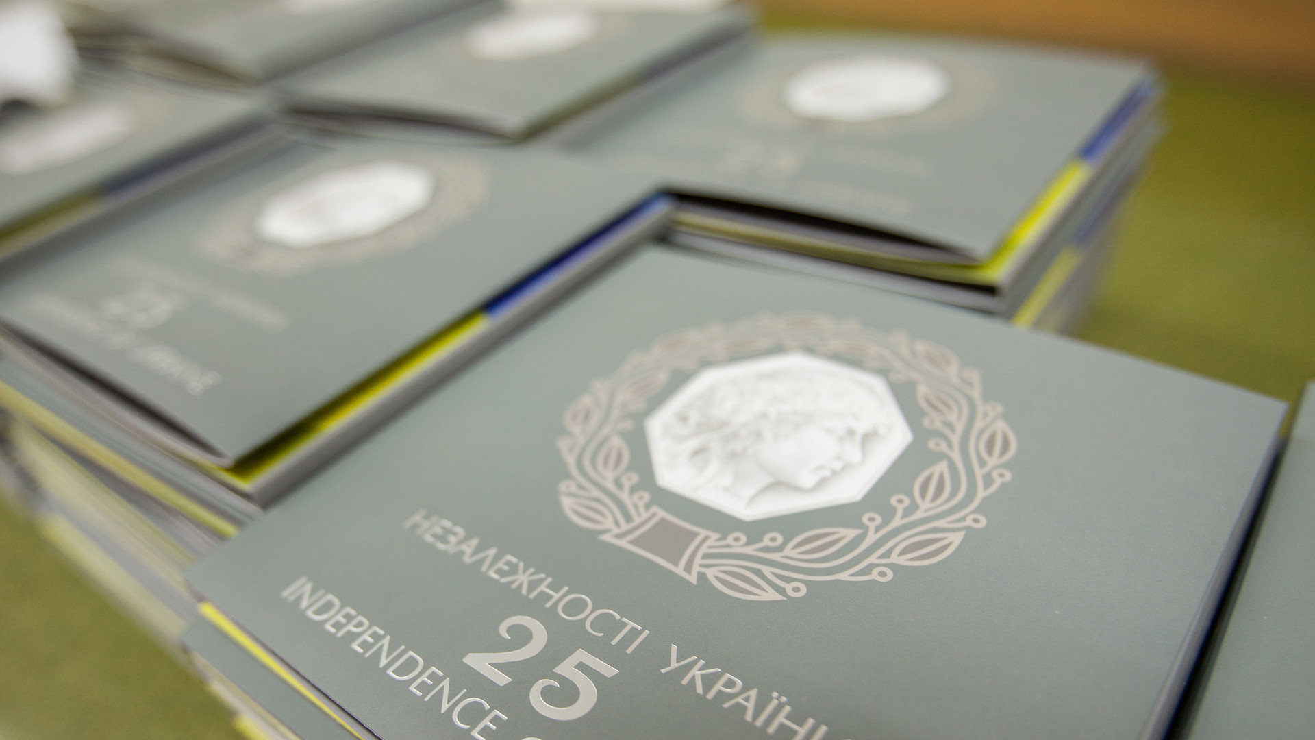 Новые памятные монеты  к 25-летию Независимости Украины