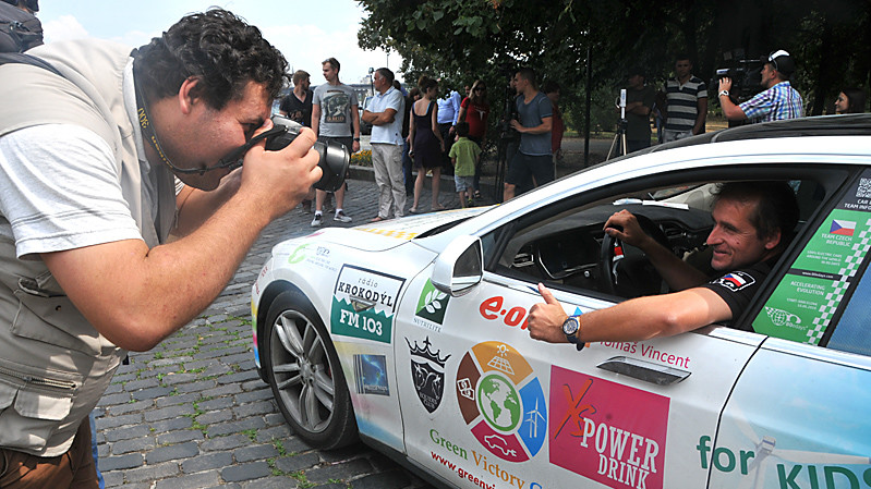 В Україні пілоти кругосвітньої ралі 80edays відвідають Київ і Львів