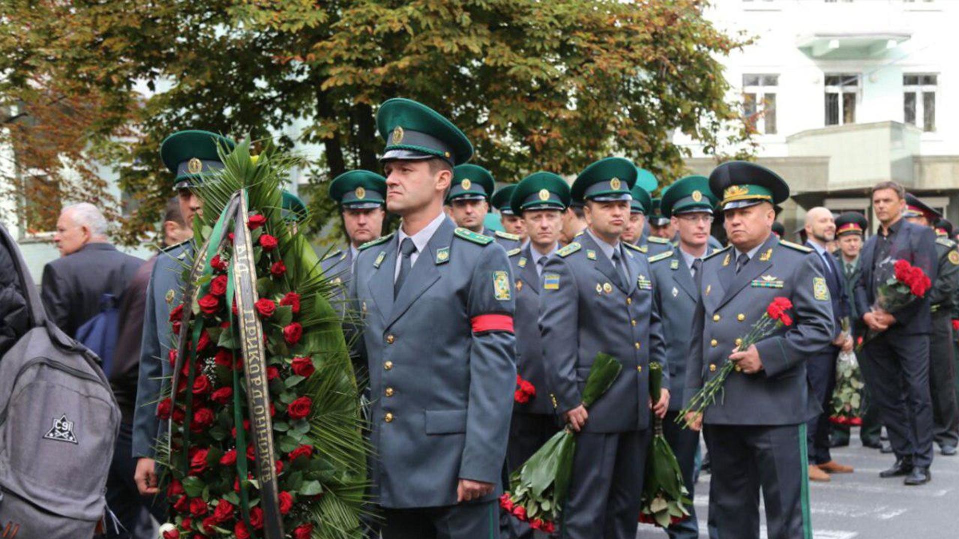 Прощання з Тарановим в Будинку офіцерів