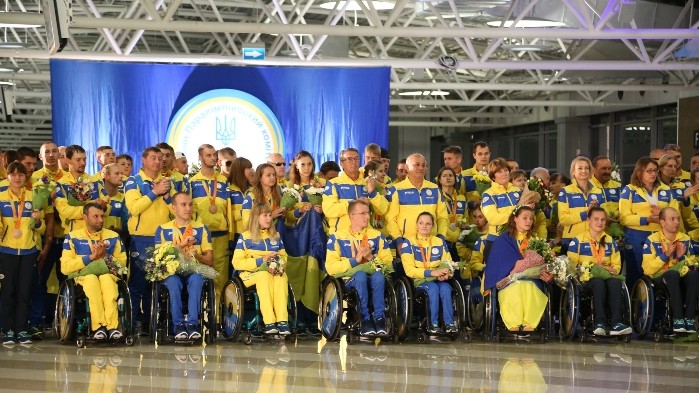 Зустріч паралімпійської збірної в аеропорту