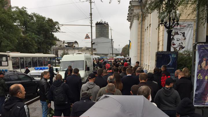 Панахида за загиблими поліцейським в Дніпрі