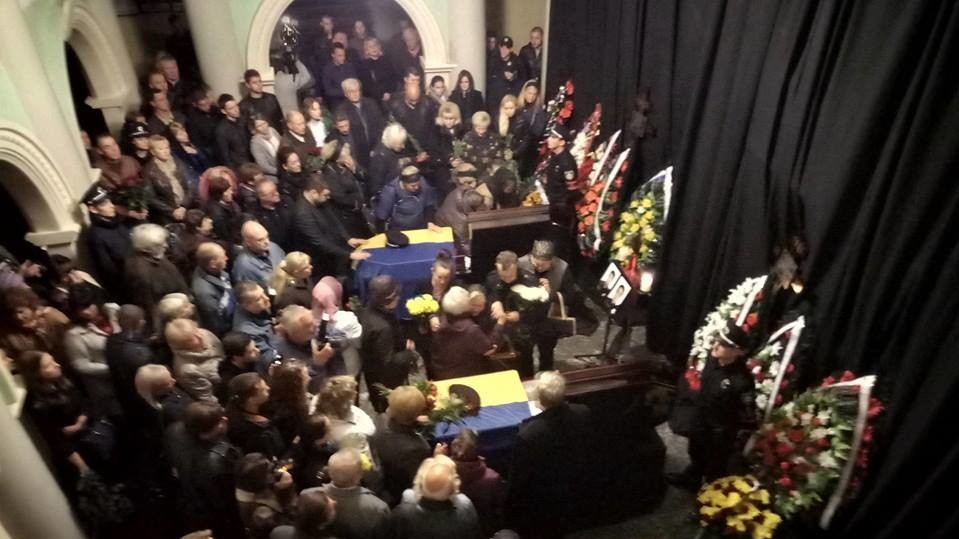 Панахида за загиблими поліцейським в Дніпрі