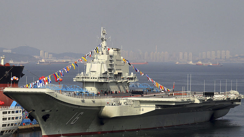 В Китае построили второй авианосец, он почти такой же, как и первый авианесущий крейсер