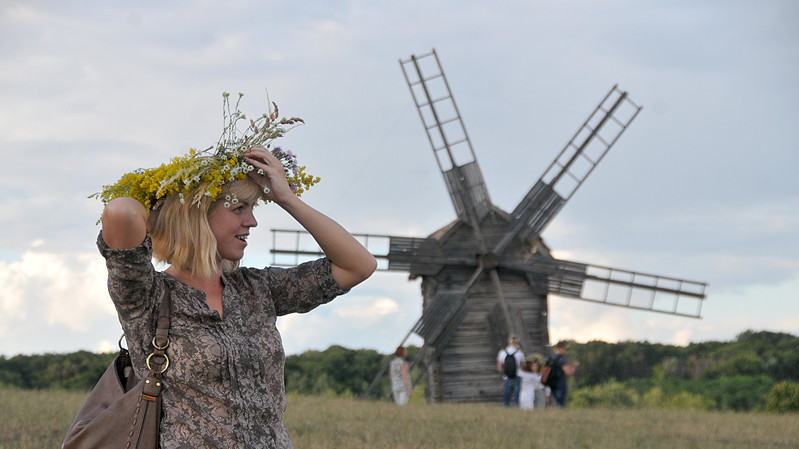 Весна в Києві тривала всього місяць. Метеорологи змушені оголосити літо