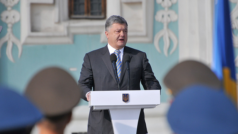 Порошенко оголосить виклики 2018 року