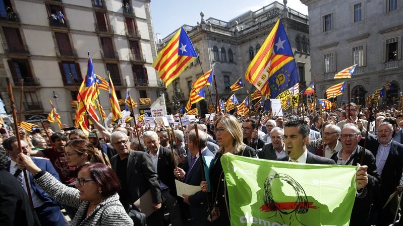 В Каталонии продолжают готовиться к запрещенному референдуму