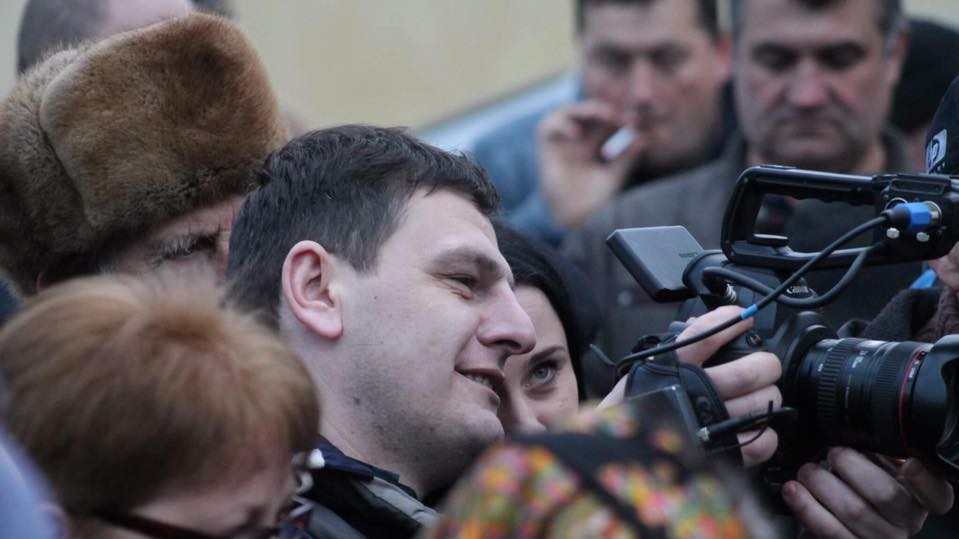Журналиста Томаза Шавшишвили вывезли из Киева с мешком на голове