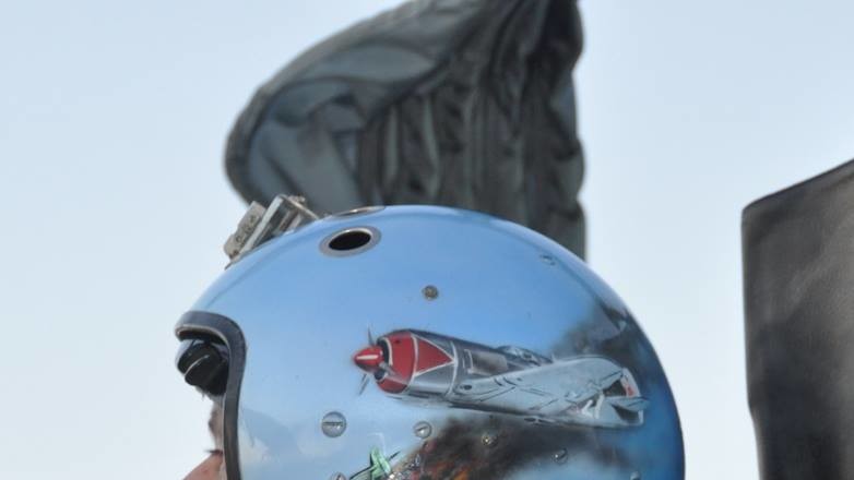 З травня військові льотчики отримуватимуть підвищену заробітну плату