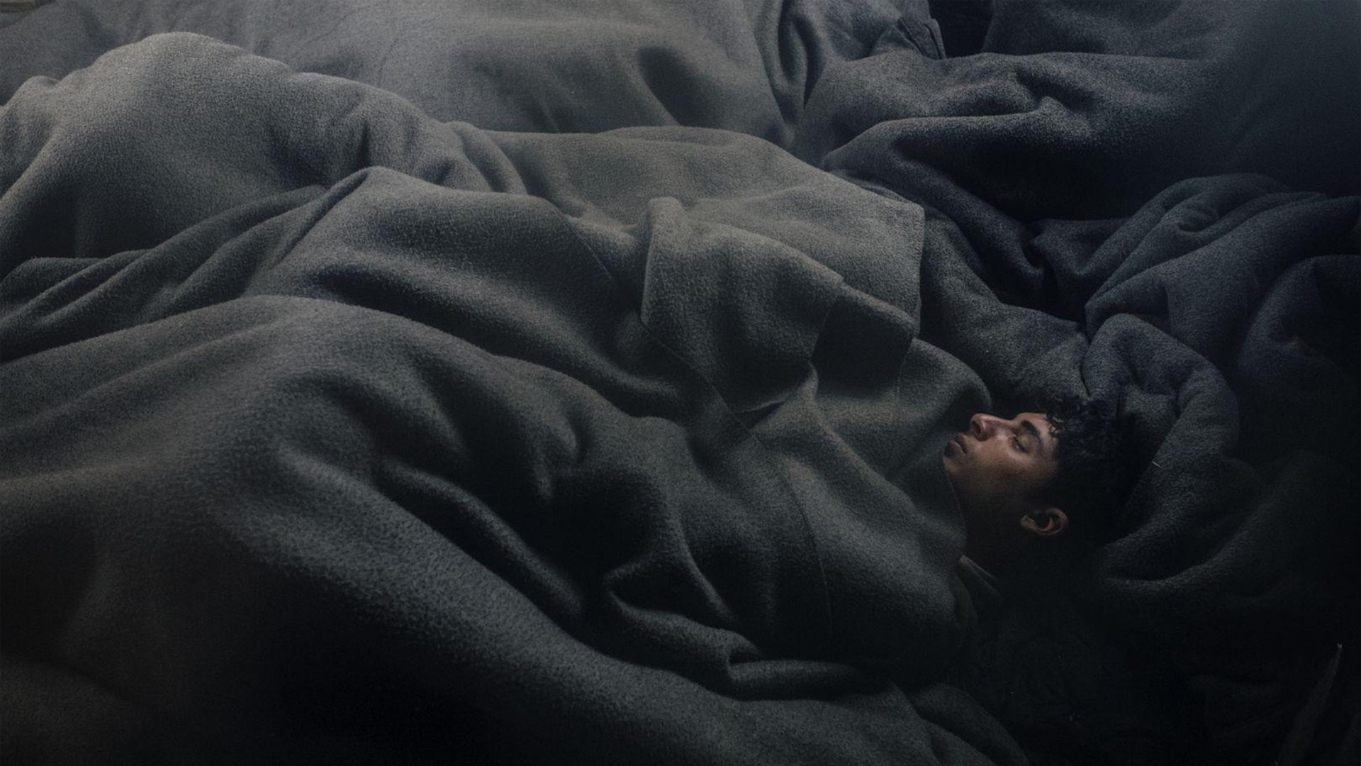 Знімок із серії Lives In Limbo про біженців, які вирушили у Європу. Фото: Франческо Пістіллі. Категорія «Головні новини»