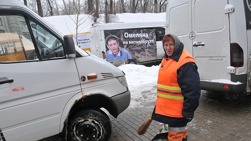 50% перевізників не мають права перевозити людей