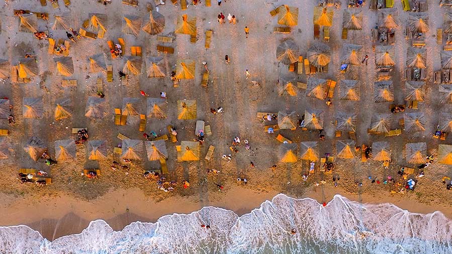 Люди і природа. "Sunrise in Vama Veche, Romania." Photo by George Bufan, Timisoara, Romania.