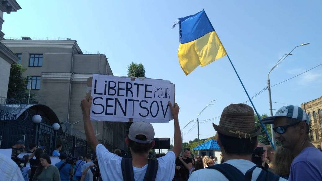 Українська громада в Парижі також приєднається до заходу