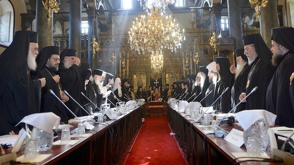 Томос для української церкви підписали всі члени Синоду