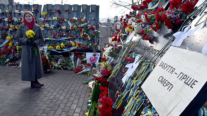 Є чимало сил, які готові представити подвиг українців як "переворот"