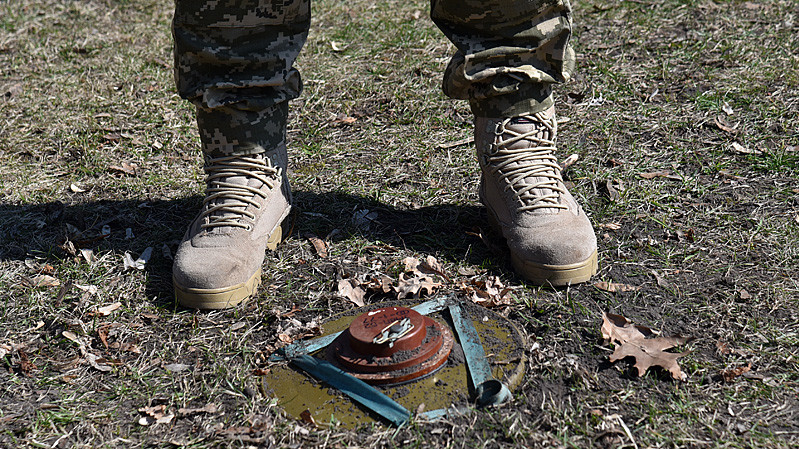 Військовий дістав поранення