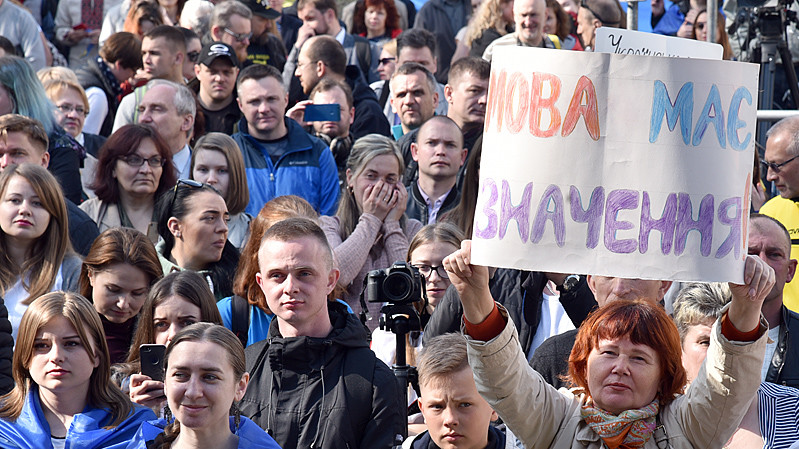 Зеленський не бачить "мовної проблеми"