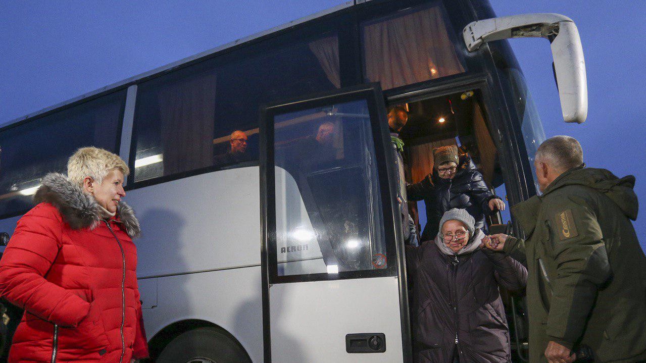 Мова йде про повернення тимчасово утимуваних з окупованої території Донбасу