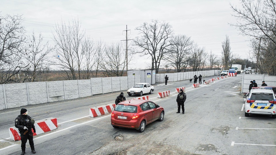 Рух приватних машин зупинять, якщо епідемія погіршиться
