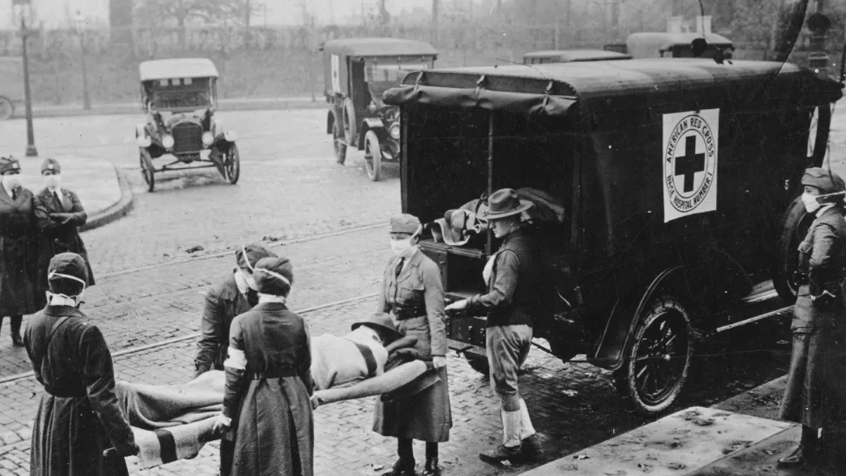 Пандемія іспанки, ймовірно, почалася в США. Заразилася третина населення планети. Померли не менше 50 мільйонів чоловік по всьому світу