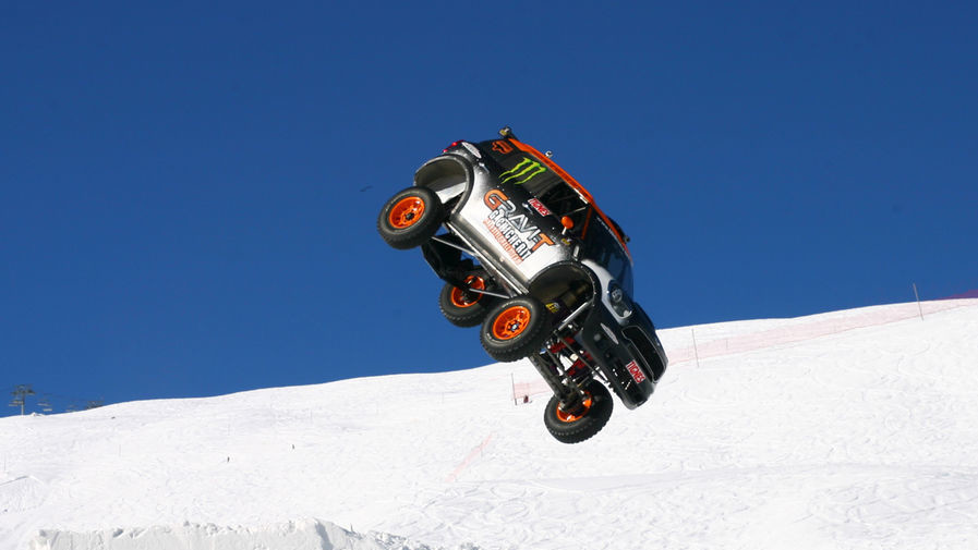 Чтобы задать правильное вращение автомобилю.