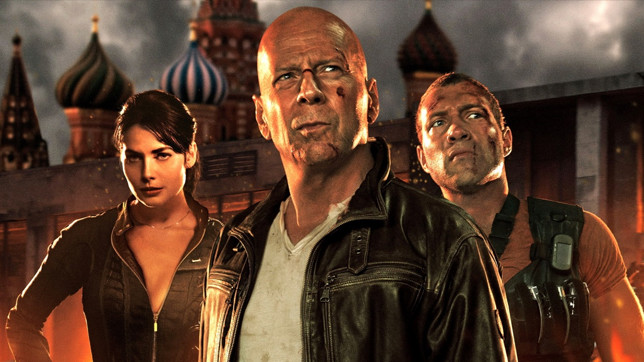 В новом "Крепком орешке" с Брюсом Уиллисом в сценах погони разбили 132 машины.