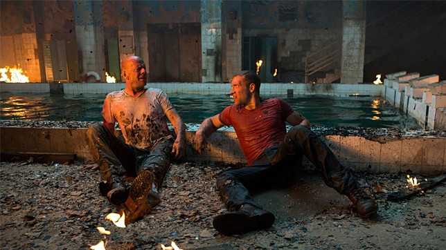 В первый уикенд после премьеры  в США фильм собрал 25 млн долларов.