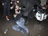 В Софии демонстранты закидали правительственные здания яйцами и помидорами.