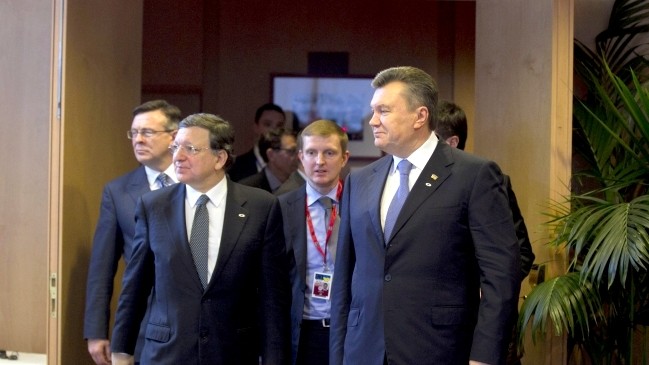 Главы ЕС подчеркнули, что верховенство права с независимой судебной системой является важнейшим элементом фундамента Соглашения об ассоциации