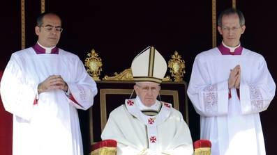 На церемонии интронизации в Ватикане