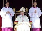 На церемонии интронизации в Ватикане