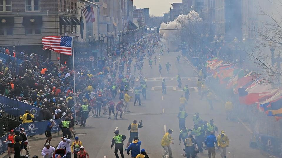 После терактов в Бостон стянуты все силы федерального правительства