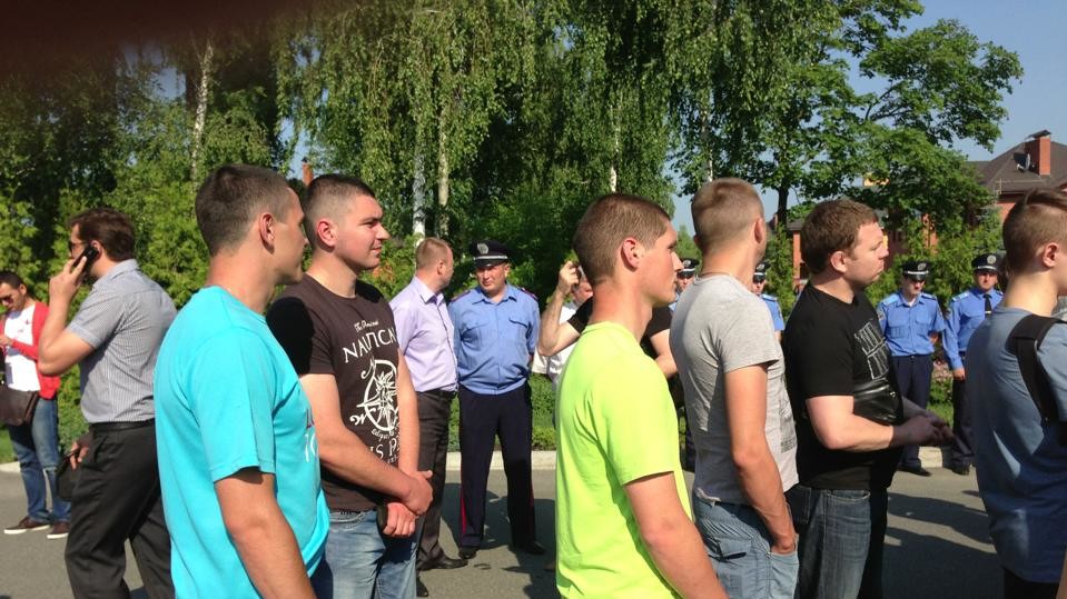 "Среди журналистов затесались "Титушкы" в штатском"