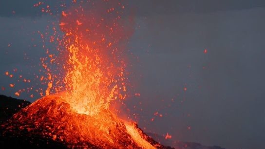 "Дружелюбный вулкан"  называют Этну местные жители