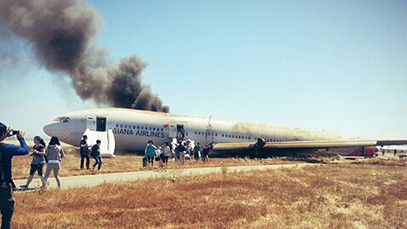 В аэропорту Сан-Франциско разбился Boeing 777 Asiana Airlines