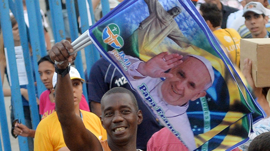 Стартовало первое зарубежное путешествие Папы Римкого Франциска