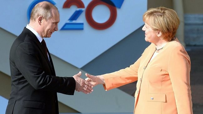 Путин и канцлер Германии Ангела Меркель