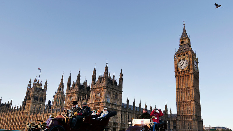 Полтысячи раритетных автомобилей приняли участие в лондонском пробеге